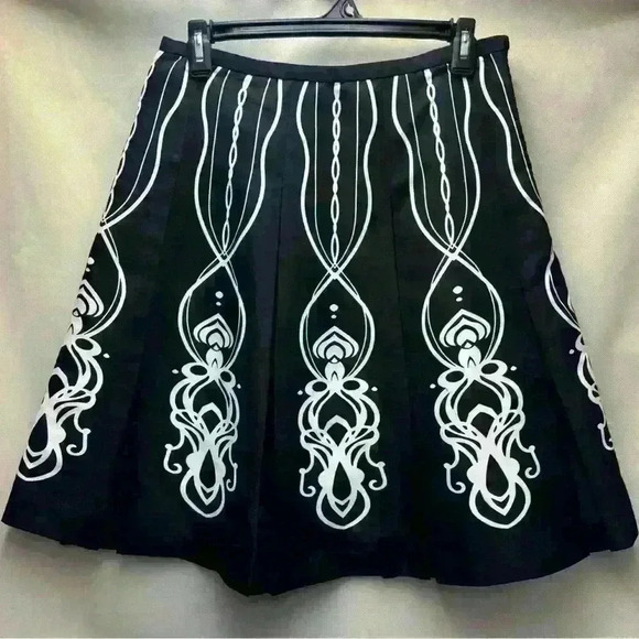 Worthington Dresses & Skirts - Worthington Womens Skirt Size 4 Black White Pleated Lined
